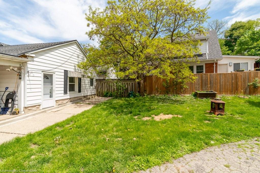 31 Bruce Street Property Photo 27