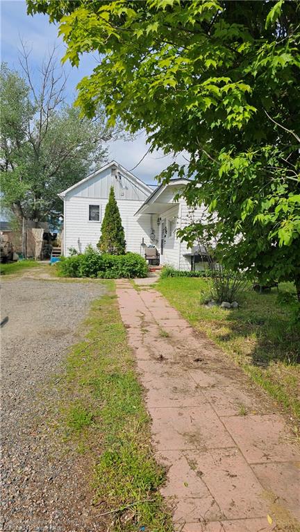 55 Poupore Street Property Photo 4