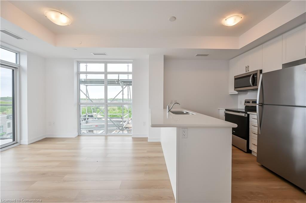 611-470 Dundas Street E Property Photo 2