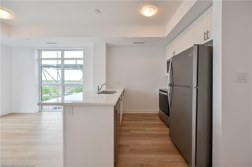 611-470 Dundas Street E Property Photo 6