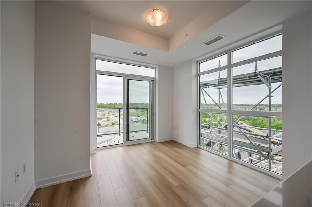 611-470 Dundas Street E Property Photo 9