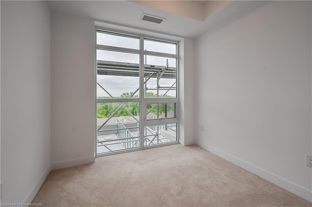 611-470 Dundas Street E Property Photo 14