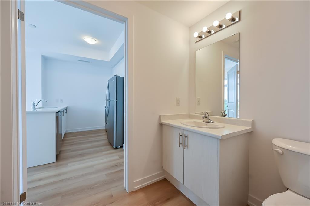611-470 Dundas Street E Property Photo 17