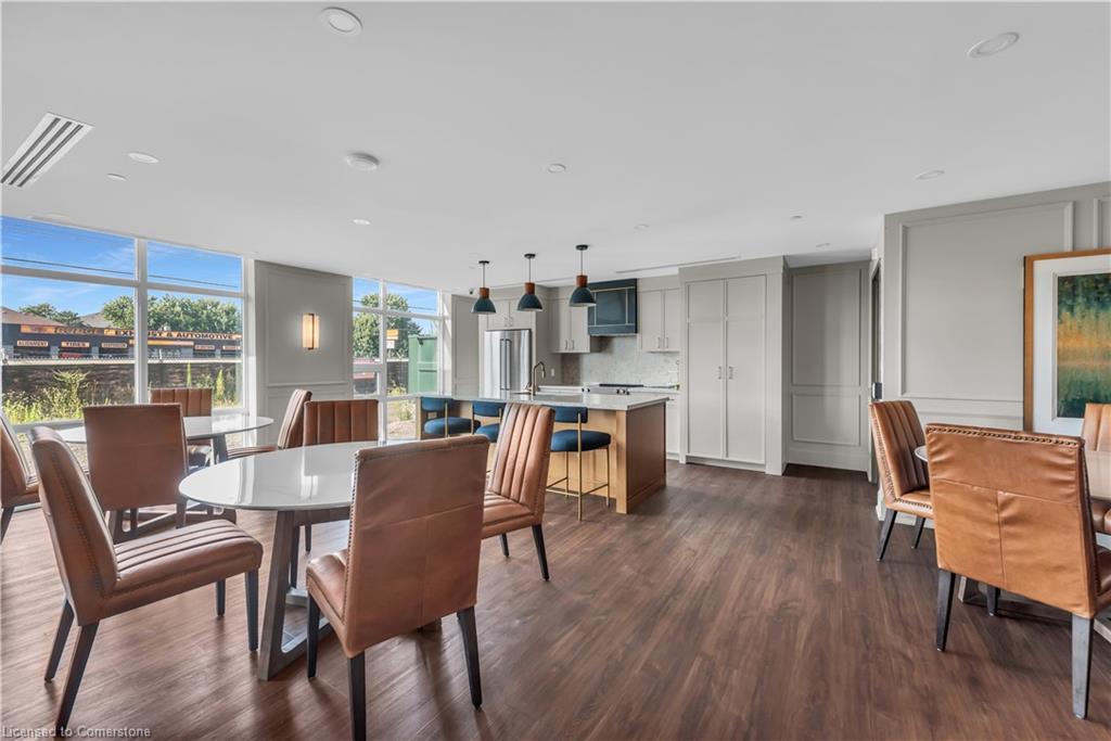 611-470 Dundas Street E Property Photo 30