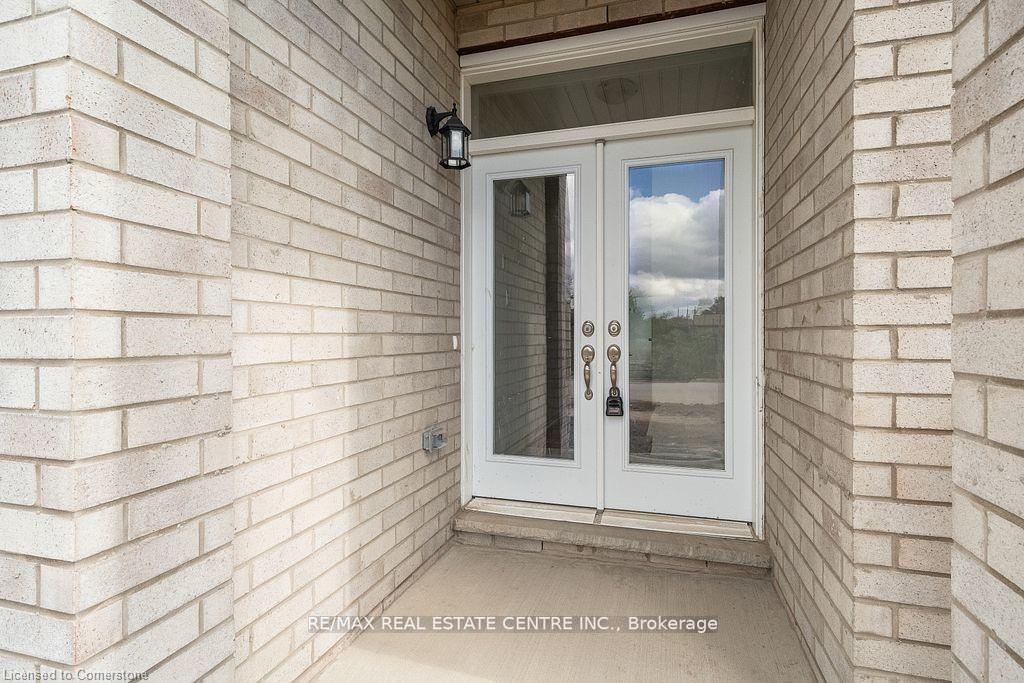 103 Mclaughlin Street Property Photo 4