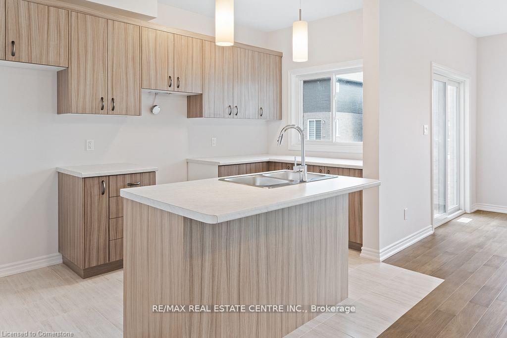 103 Mclaughlin Street Property Photo 6