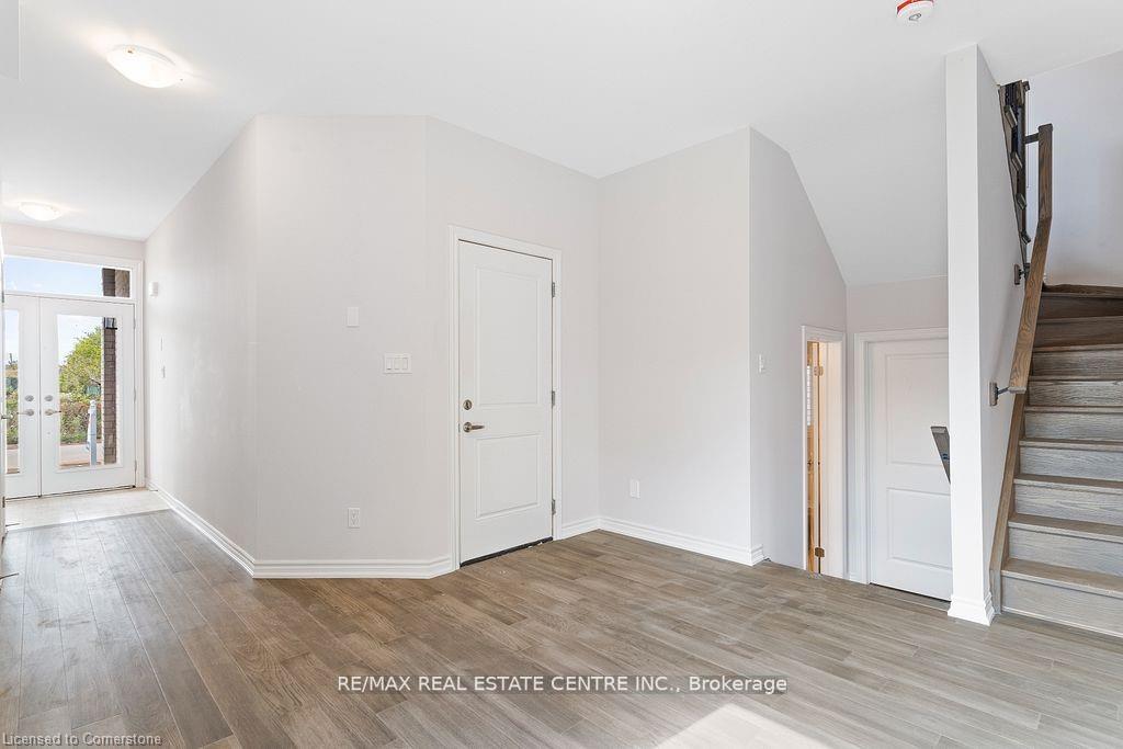 103 Mclaughlin Street Property Photo 27