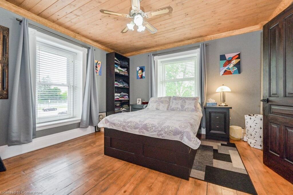 180 Union Street W Property Photo 23