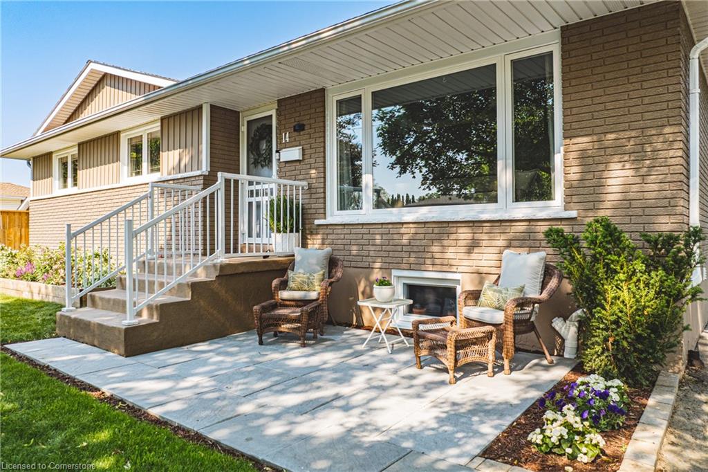 14 Ancaster Boulevard Property Photo 1