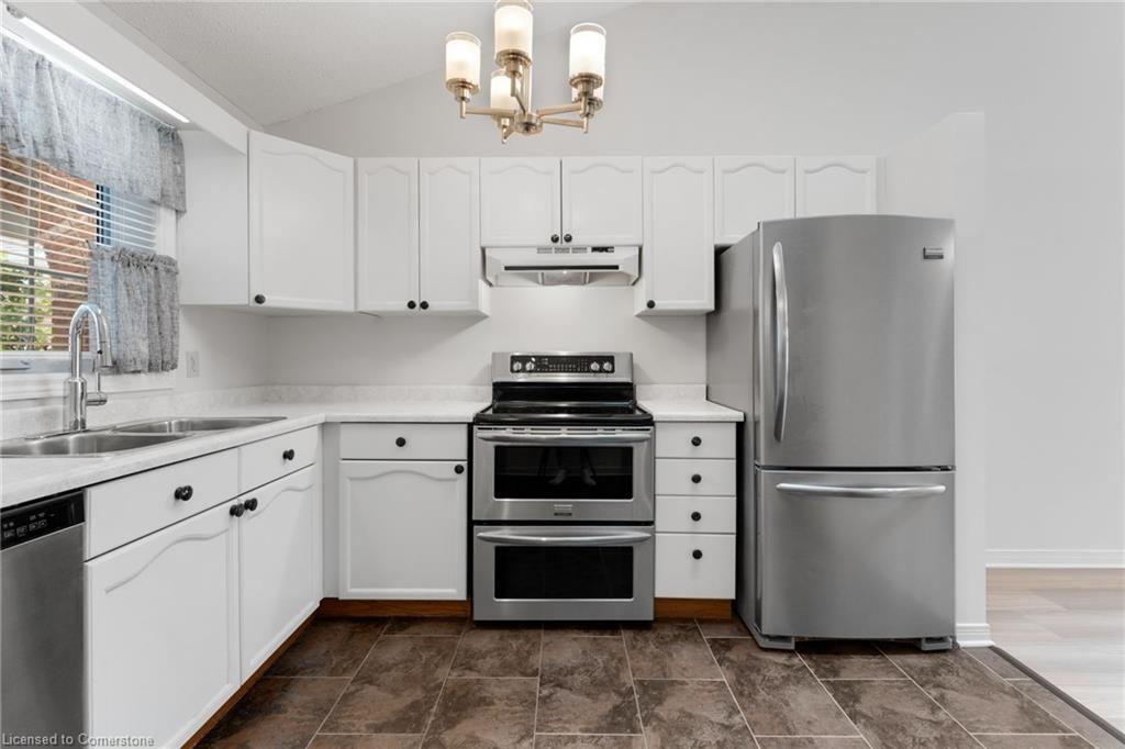 4107 Cherry Blossom Lane Property Photo 6