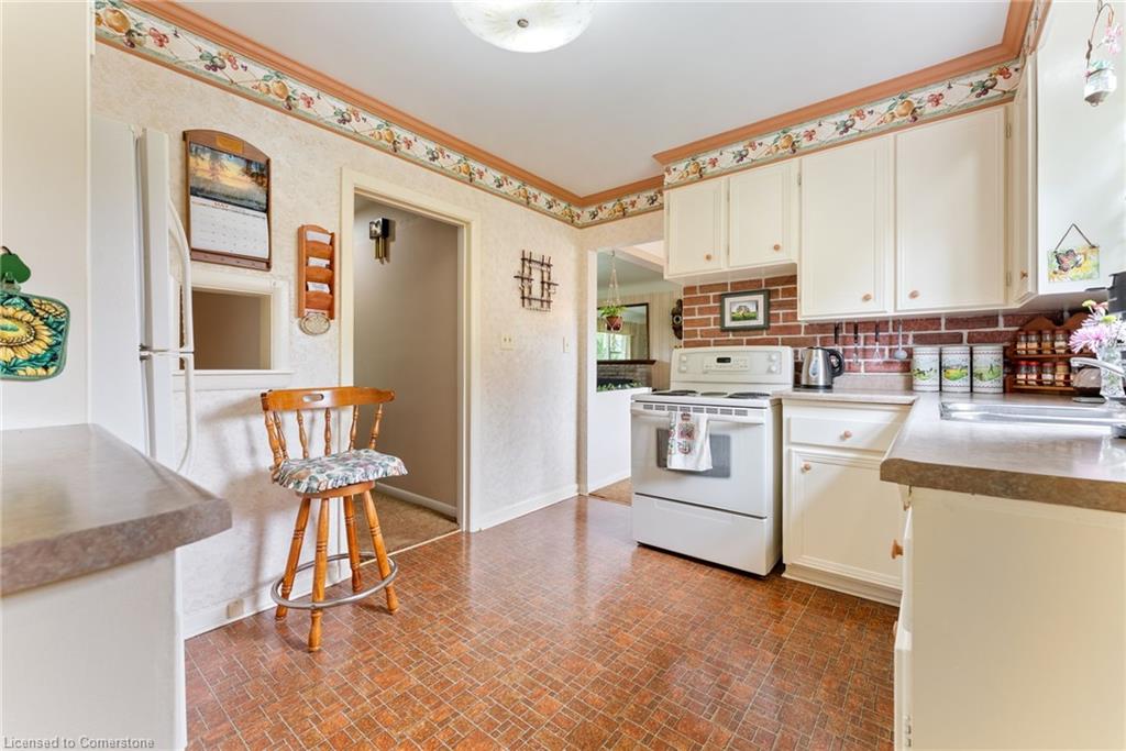 12 Carrington Court Property Photo 5