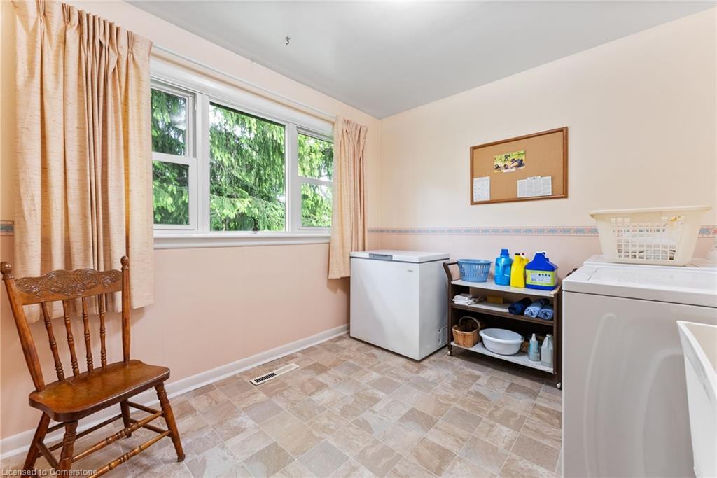 12 Carrington Court Property Photo 16