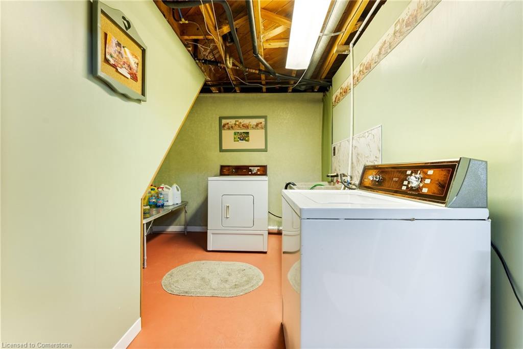 12 Carrington Court Property Photo 23