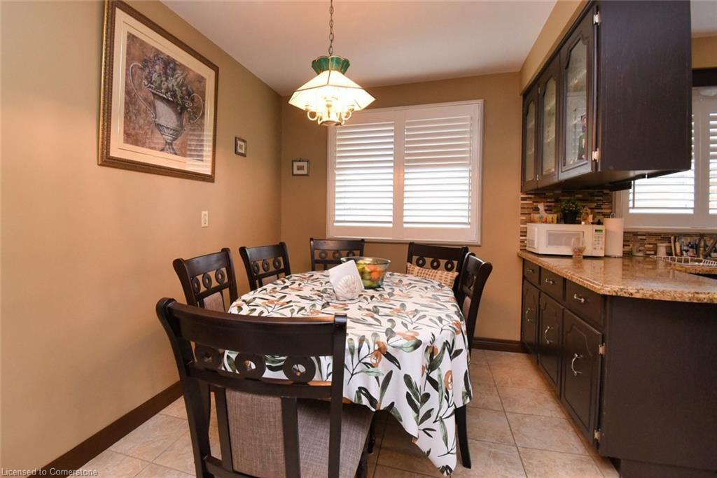 18 Villa Court Property Photo 10