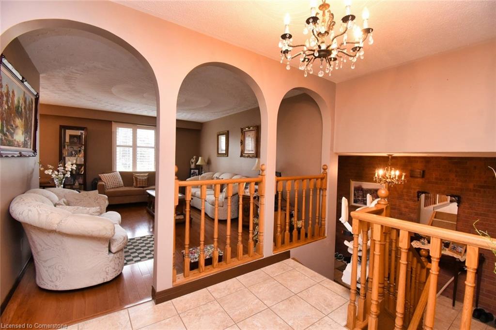 18 Villa Court Property Photo 16