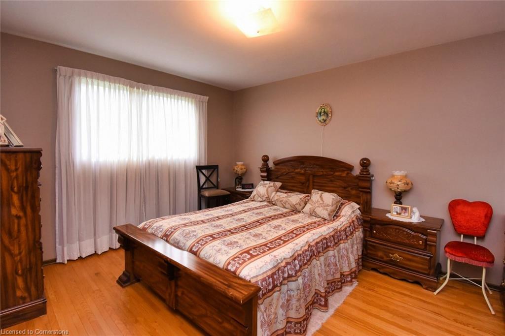 18 Villa Court Property Photo 18