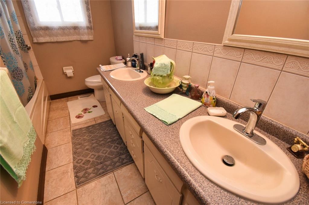 18 Villa Court Property Photo 22