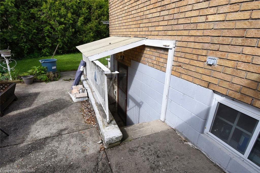 18 Villa Court Property Photo 23