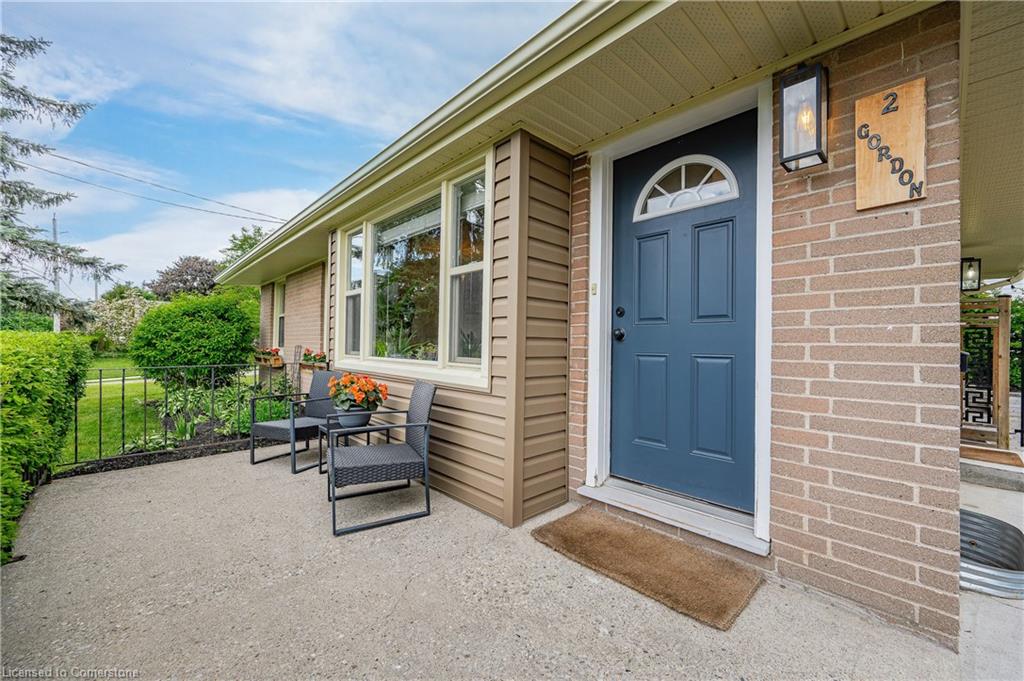 2 Gordon Street Property Photo 5