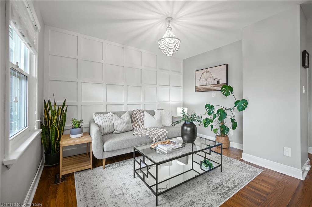 2 Gordon Street Property Photo 8