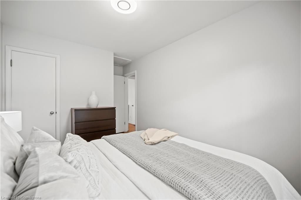 2 Gordon Street Property Photo 18