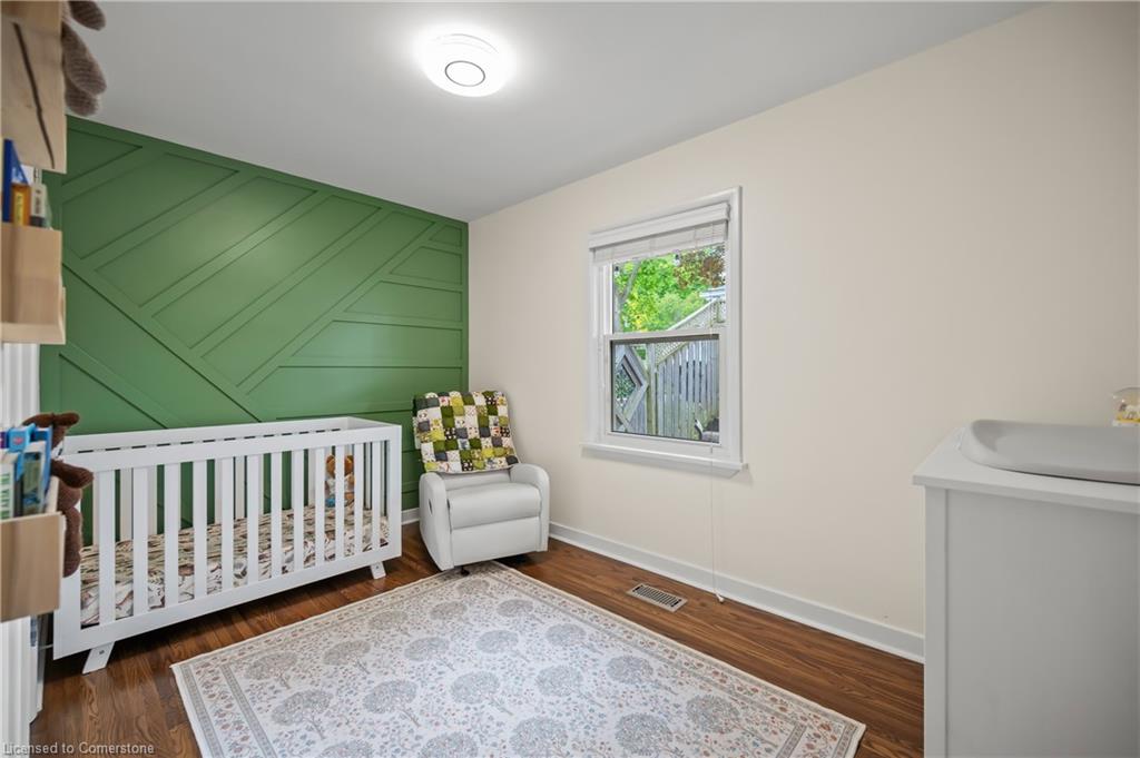 2 Gordon Street Property Photo 19