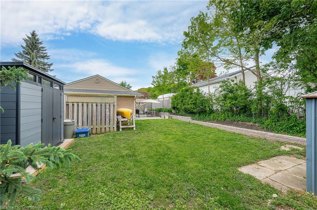 2 Gordon Street Property Photo 32