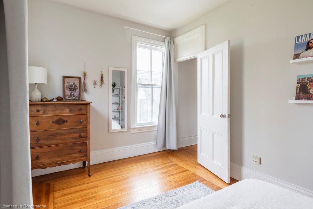 115 Locke Street N Property Photo 27