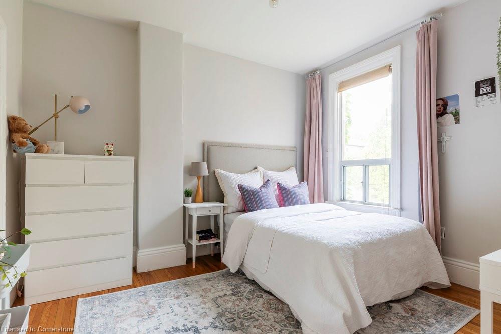 115 Locke Street N Property Photo 30