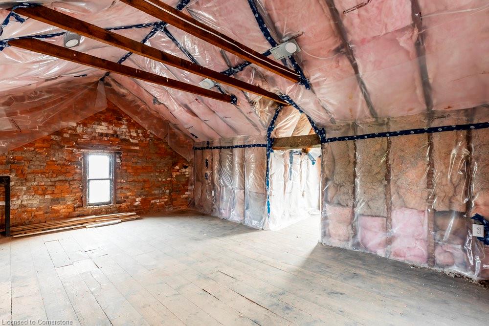 115 Locke Street N Property Photo 35