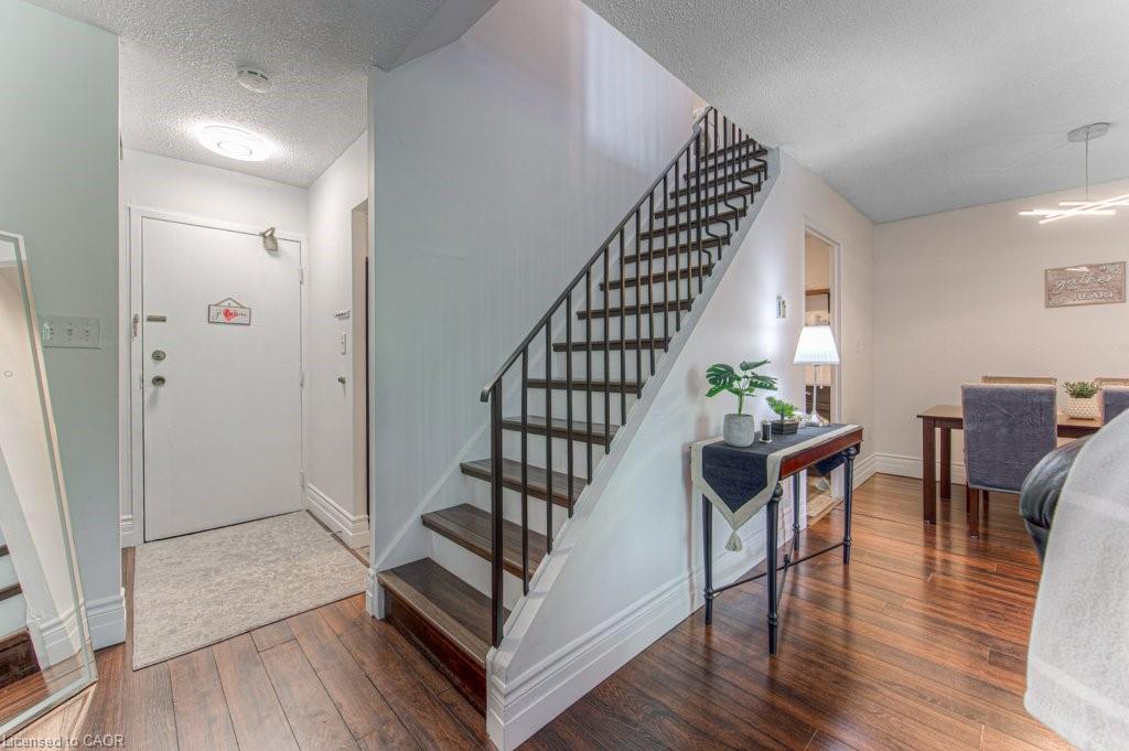 367-36 Hayhurst Road Property Photo 6