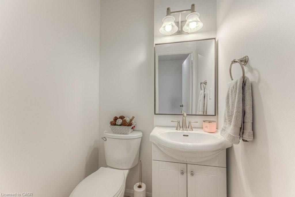 367-36 Hayhurst Road Property Photo 10