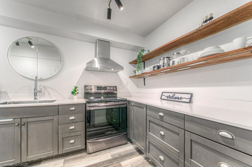 367-36 Hayhurst Road Property Photo 12