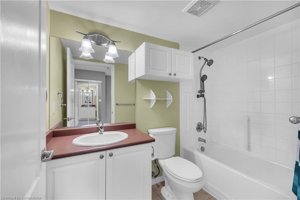 1204-330 Prince Charles Drive S Property Photo 17