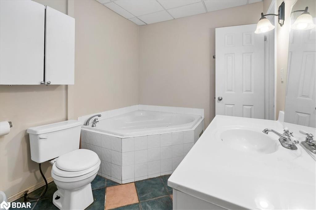369 Balm Beach Road W Property Photo 32