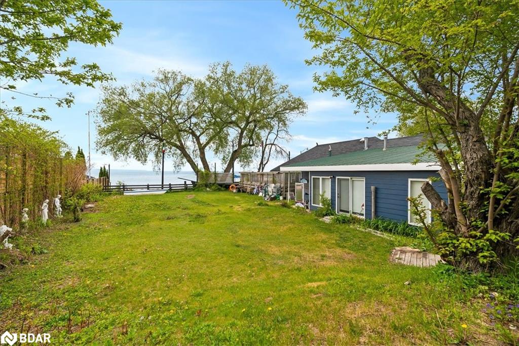 369 Balm Beach Road W Property Photo 20