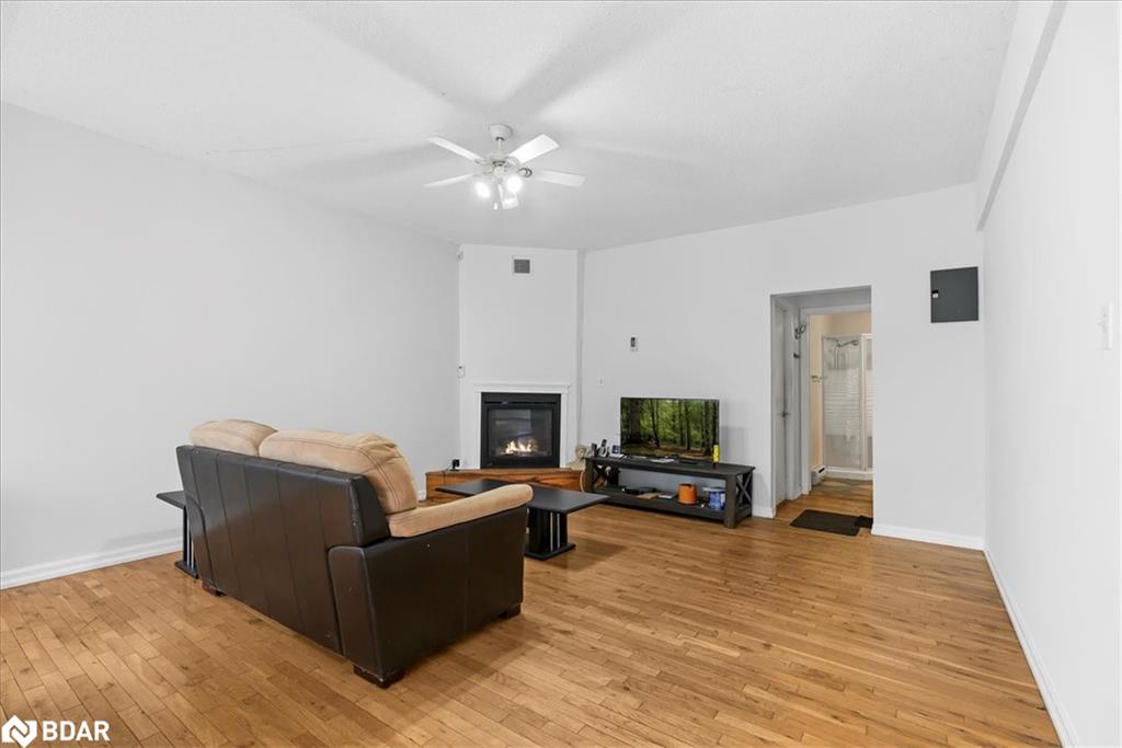 369 Balm Beach Road W Property Photo 23