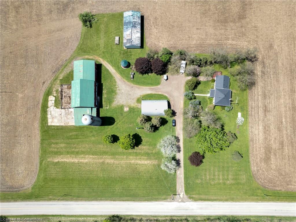 689 Sheffield Road Property Photo 4