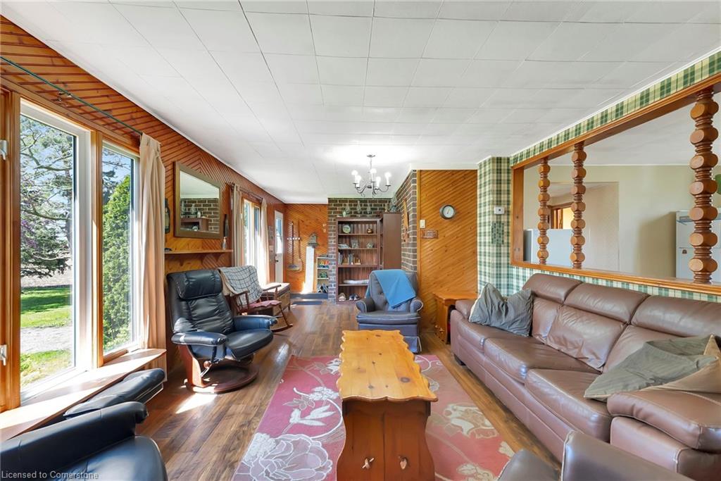 689 Sheffield Road Property Photo 11