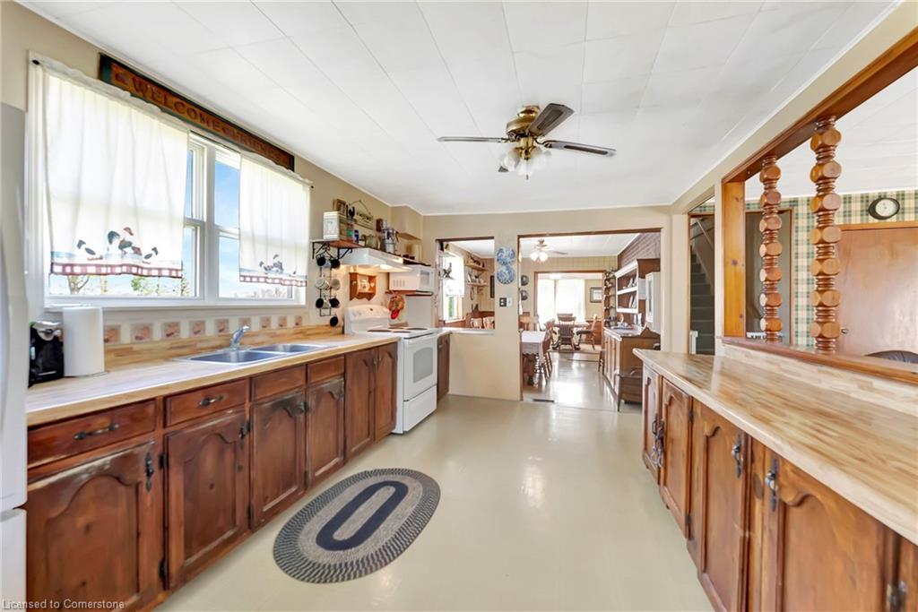 689 Sheffield Road Property Photo 15