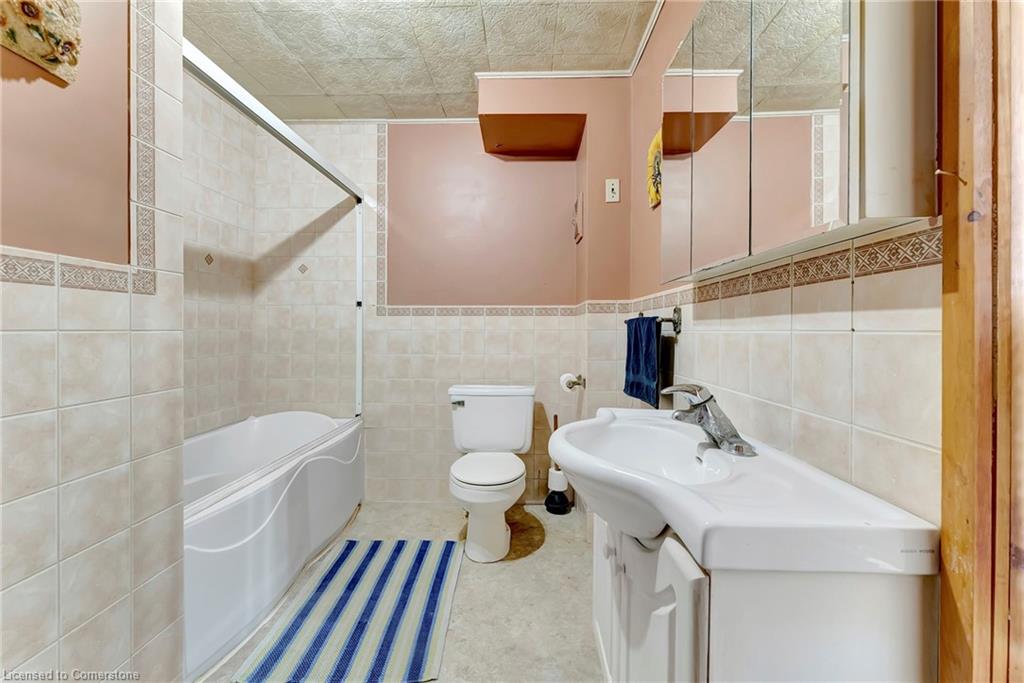 689 Sheffield Road Property Photo 27