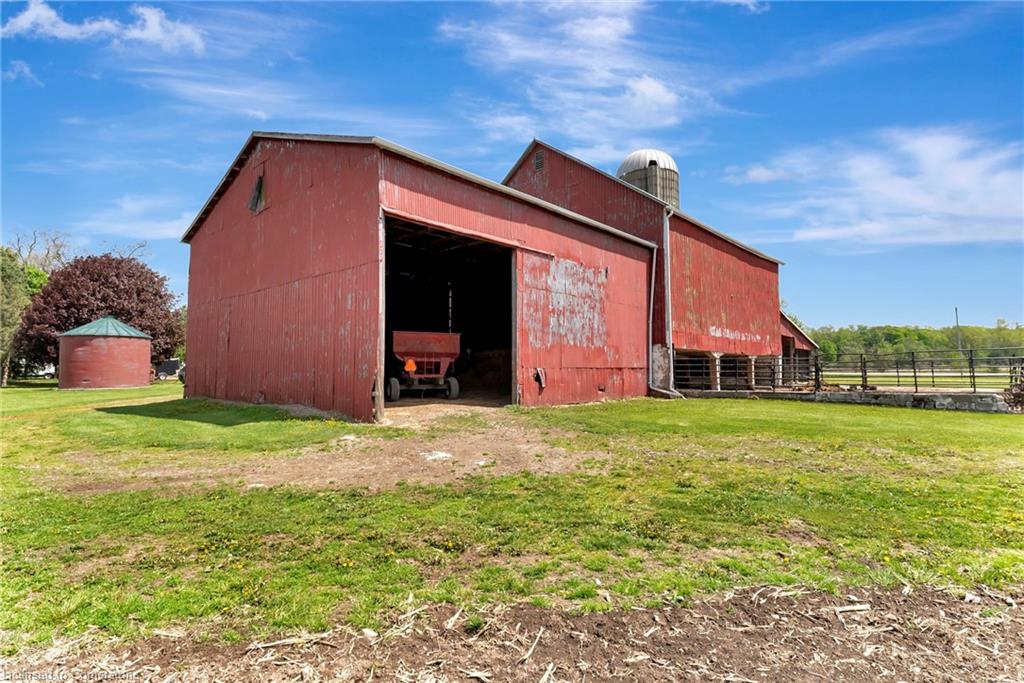 689 Sheffield Road Property Photo 34