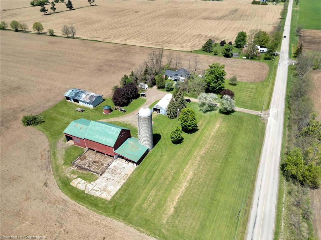 689 Sheffield Road Property Photo 3