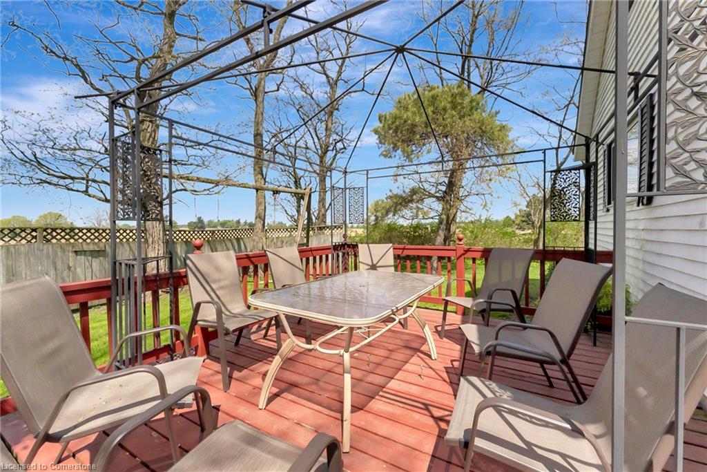 689 Sheffield Road Property Photo 36