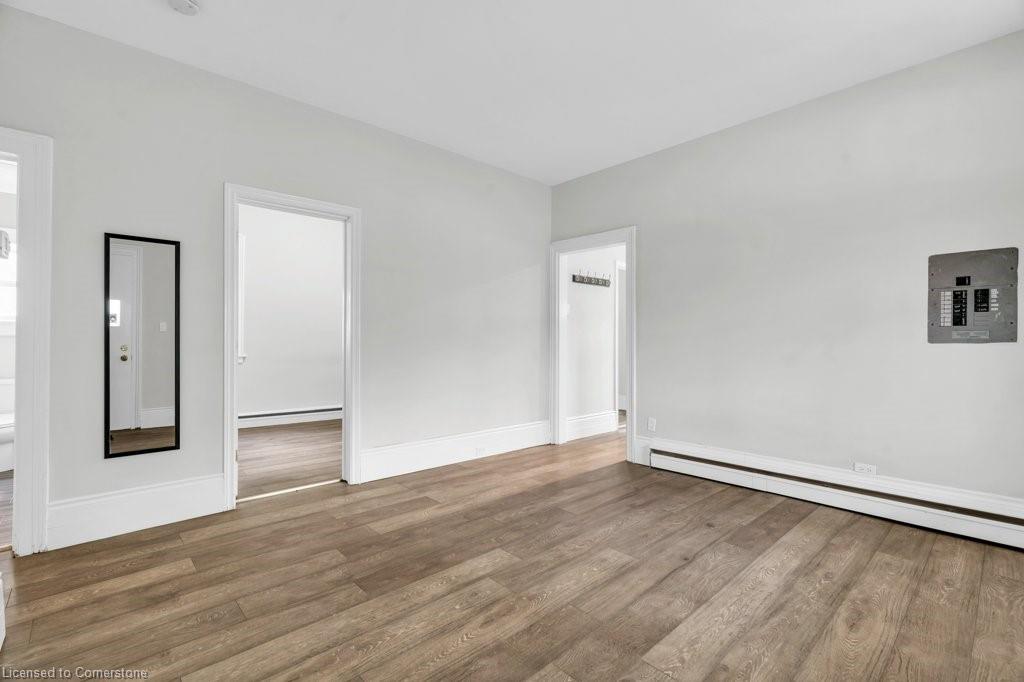 31 Bruce Street Property Photo 25