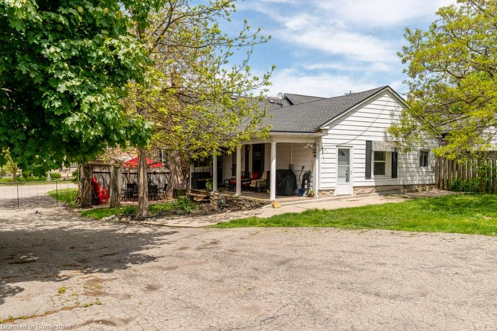 31 Bruce Street Property Photo 40