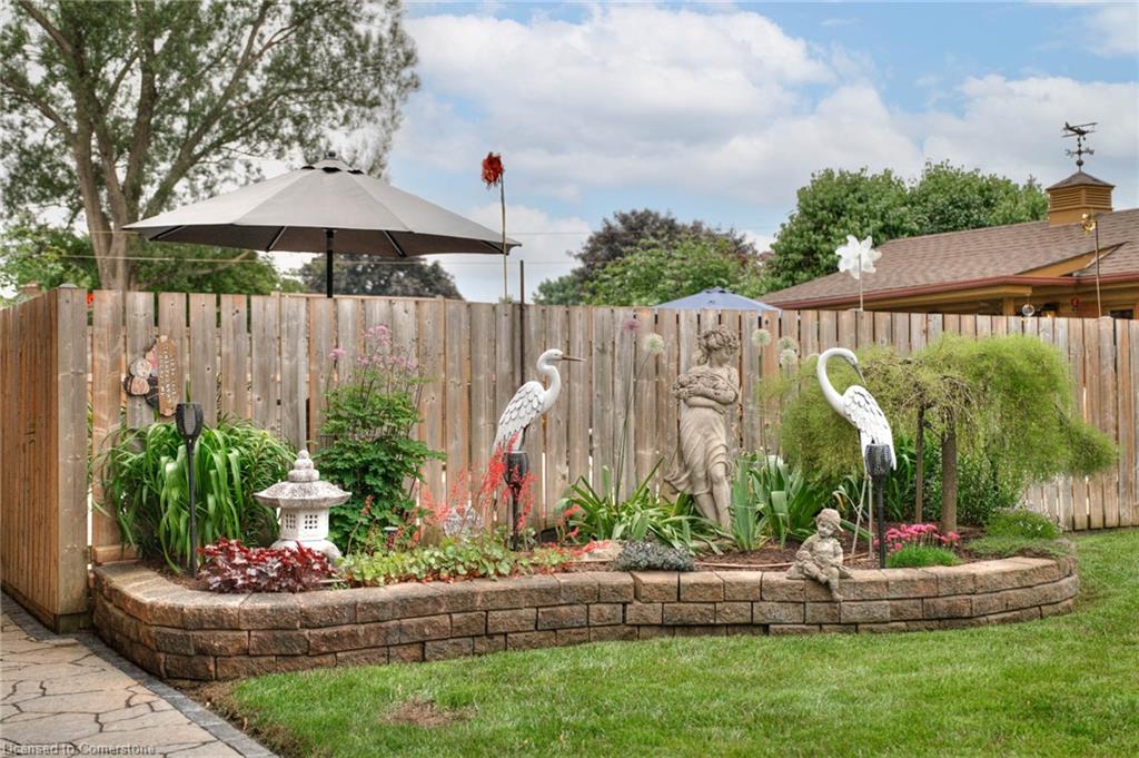1 Kingfisher Drive Property Photo 13