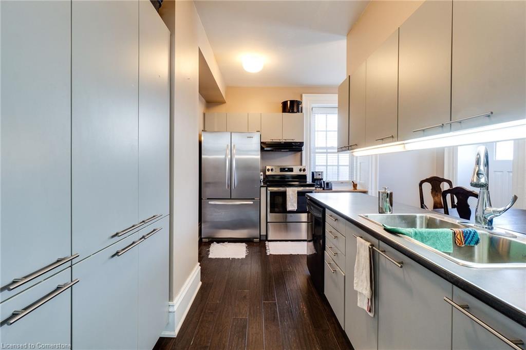 2 & 4 Warnock Street Property Photo 31