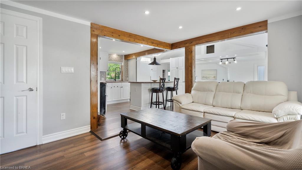 183 Blue Water Parkway Property Photo 13