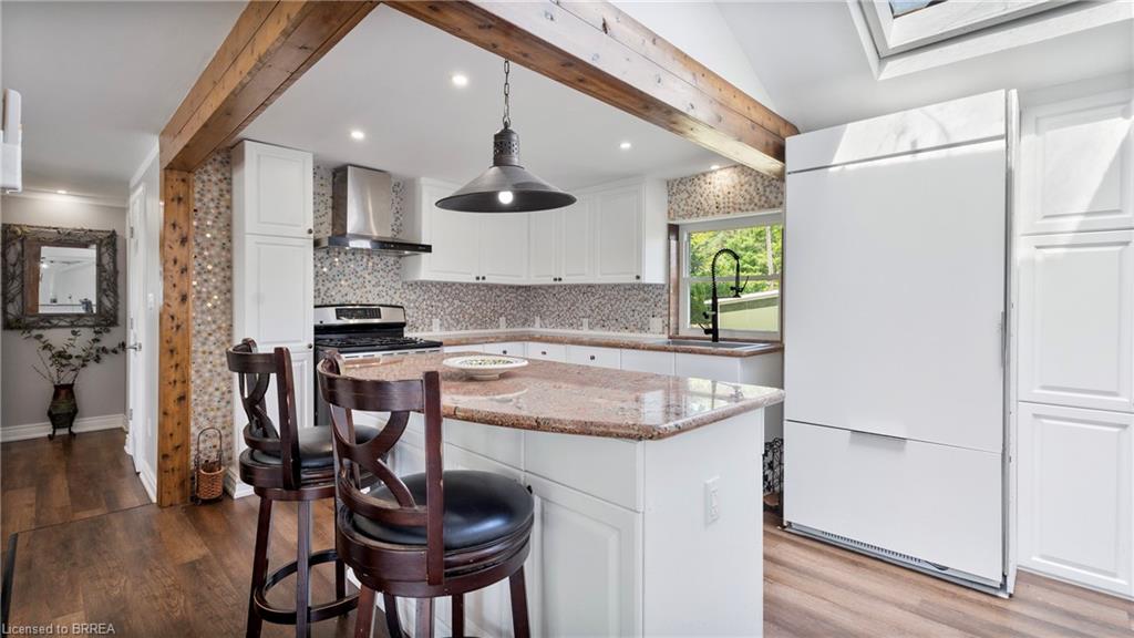 183 Blue Water Parkway Property Photo 17